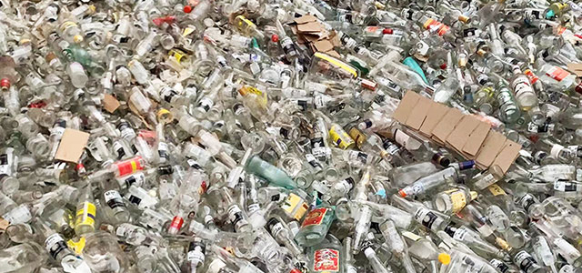 龍巖巖城再生資源小編分享，廢玻璃回收再利用有哪些價值？
